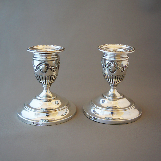 イギリス「キャンドルスタンド ペア」《アンティックかとう》