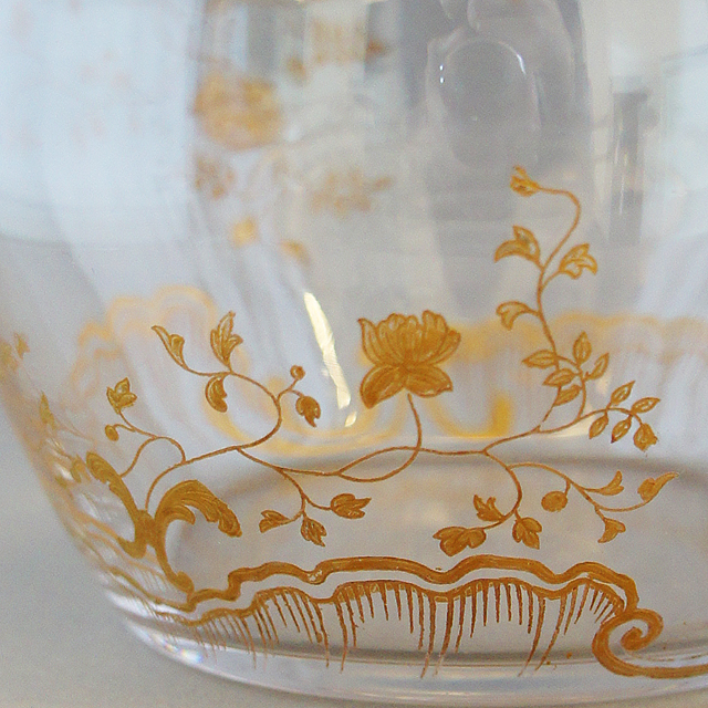 オールドバカラ「金彩 花文様 蓋物」《アンティックかとう》