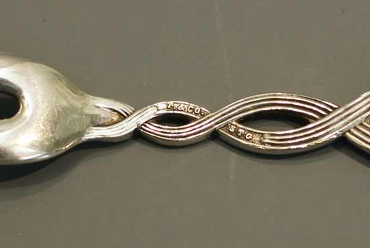 ティファニー「ストロベリーフォーク ” Strawberry Vine ” 1875年