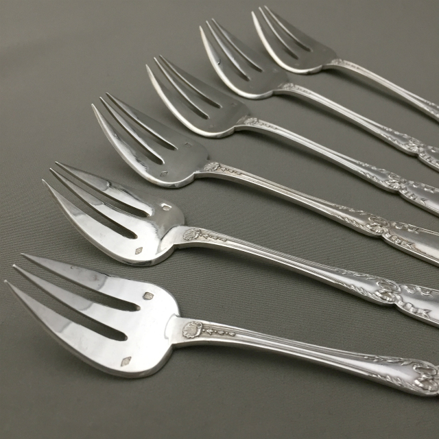 ピュイフォルカ「Emile Puiforcat オイスターフォーク6本セット