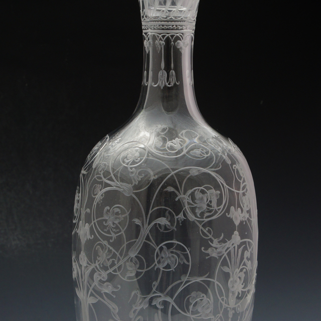 オールドバカラ「1878年パリ万博出品 グリフォン文 グラヴィール装飾