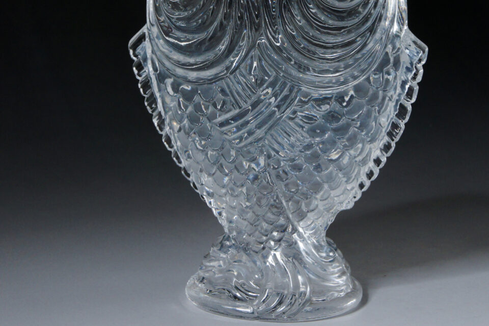 オールドバカラ「鯉型花瓶」《アンティックかとう》