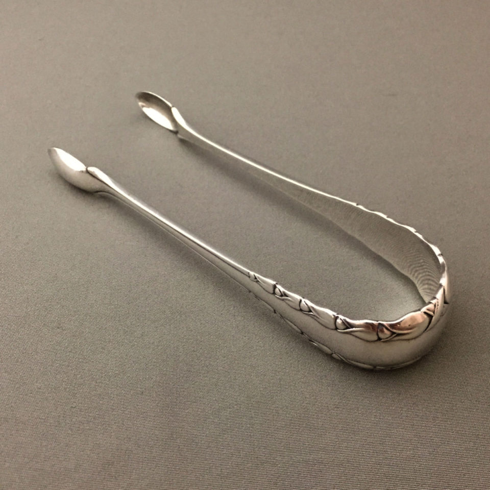 ジョージ・ジェンセン「”Rose” シュガートング」《アンティックかとう》