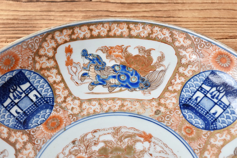 明治時代 古伊万里 錦手 金彩色絵 瑠璃金彩丸文様 花の図 そば猪口