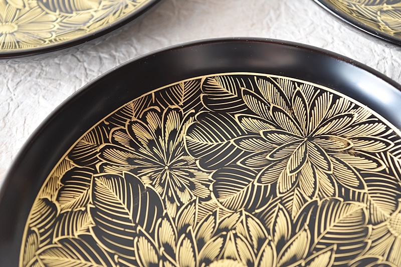 天然木製漆塗 輪島塗 沈金蒔絵 菊花草 黒塗り 菓子皿 銘々皿 5客