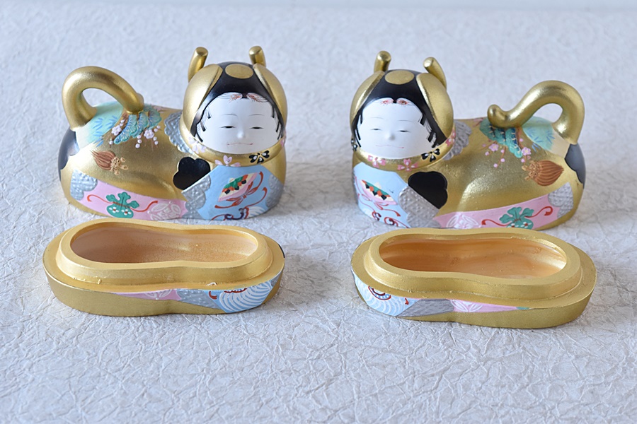 ひな祭り 雛道具 犬筥と大聖寺伊万里豆皿 - 生活骨董と古布の