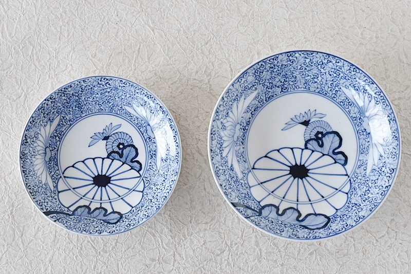 希少✨大聖寺伊万里 染錦手 菊花紋様 金彩 花唐草紋様 中皿 単品