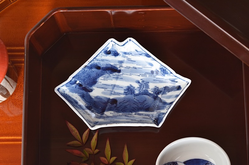 古伊万里 染付 江戸印判 渦福 結文形小皿 1枚 - 生活骨董と古布の