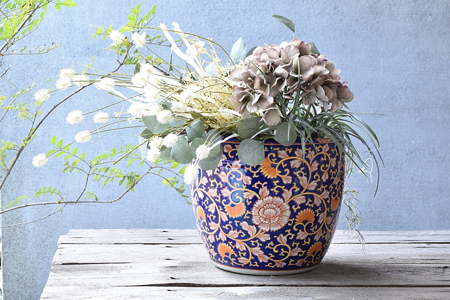 454古伊万里 染錦手 見込花唐草 窓絵花鳥紋様 8寸 5枚