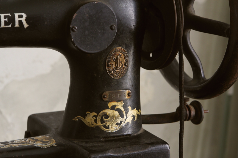 アンティークミシン シンガーSINGER29k3 靴修理皮革八方 工業産業用