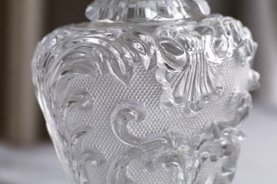 フレンチモールドクリスタル パフュームボトル ロココ フランス