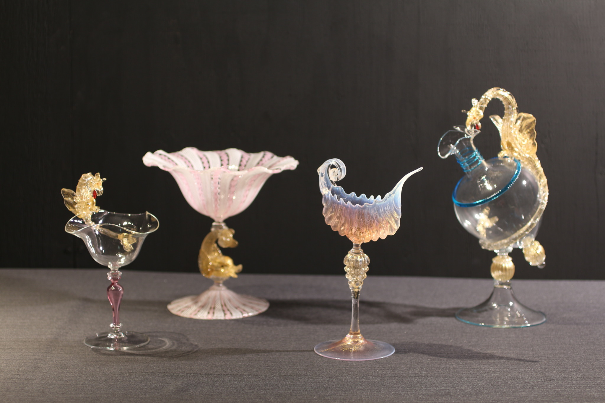 繊細な輝きを放つヴェネチアン・グラス - 古好屋