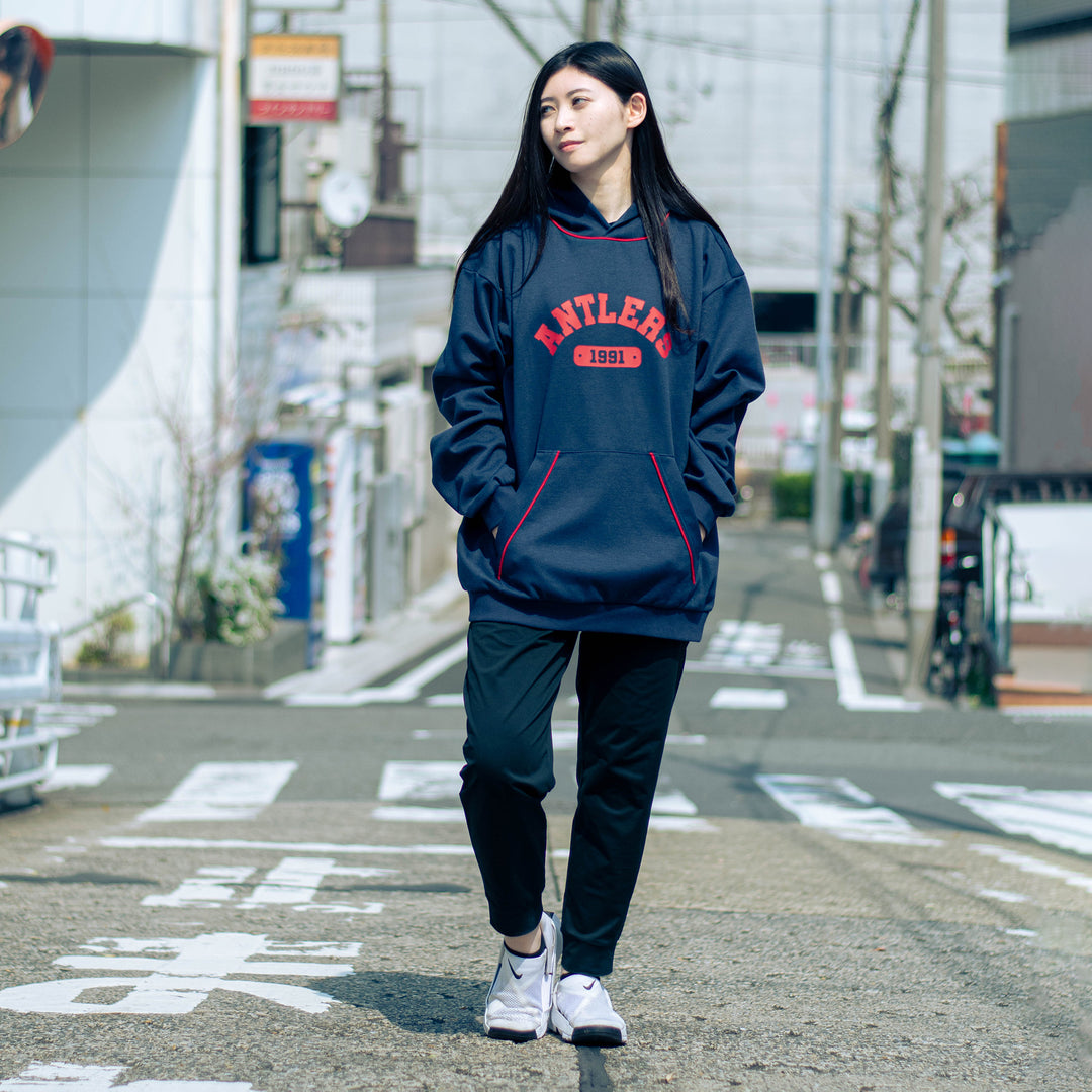 フーディー（カレッジロゴ）ネイビー – 鹿島アントラーズFC - 公式