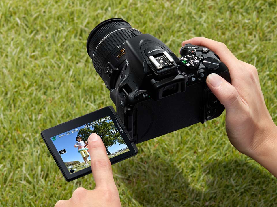 ニコン初のタッチパネル搭載一眼レフ Nikon D5500 - とるなら