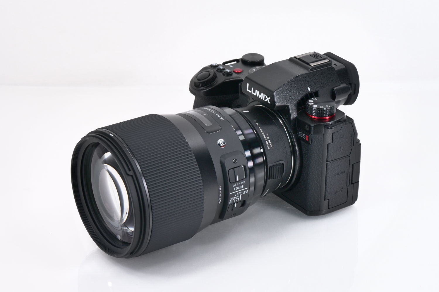 シグマ 135mm F1.8 DG HSM ニコンFマウント用が生産完了 - とるなら