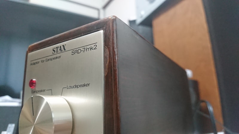 STAX SRD-7mk2とSR-303でヘッドホン環境を構築！ | あそぶログ！