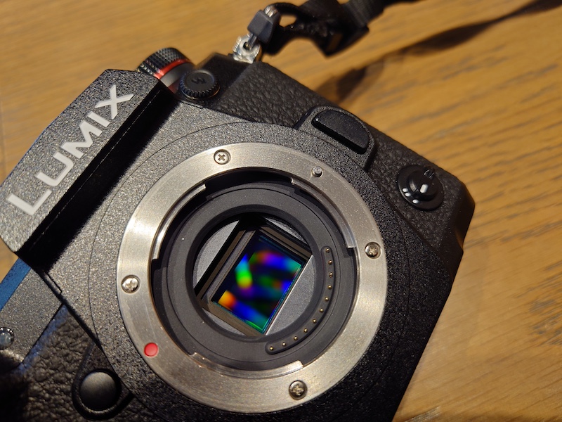 僕のカメラ趣味の原点「OLYMPUS E-410」で感じた、フォーサーズ