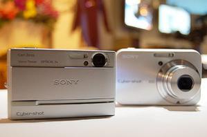 ASCII.jp：ソニー、光学式手ぶれ補正対応の『DSC-T9』と3インチ液晶