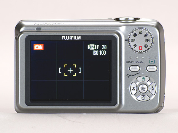 ASCII.jp：【レビュー】FinePix A900 (1/2)