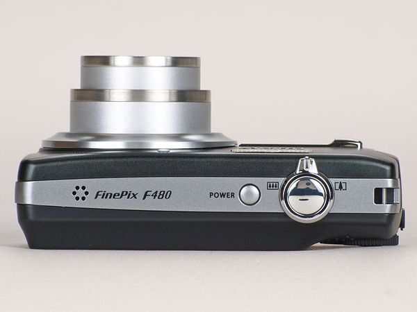 ASCII.jp：【レビュー】広角レンズ搭載の手頃な入門機 富士フイルム