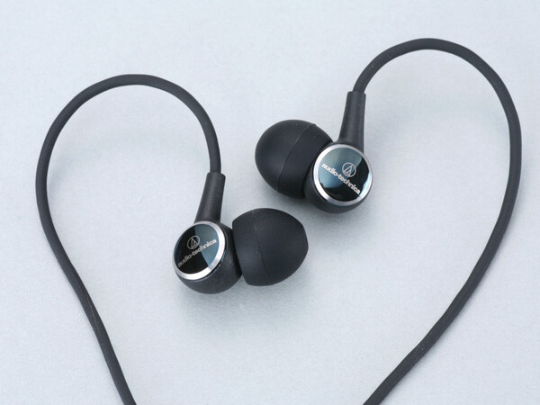 ASCII.jp：デュアルドライバーのカナル型ヘッドホン オーディオ