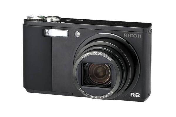ASCII.jp：リコー「RICOH R8」