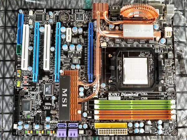 ASCII.jp：意外に貴重？「nForce 780a SLI」搭載マザーがMSIから