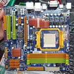 ASCII.jp：意外に貴重？「nForce 780a SLI」搭載マザーがMSIから
