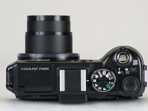 ASCII.jp：GPS搭載の路上カメラ「COOLPIX P6000」 (1/6)