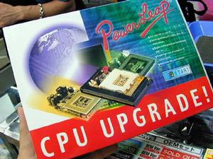 ASCII.jp：Tualatinコア版CPUをSlot1で利用可能になるゲタが来週にも