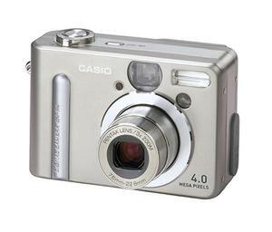 ASCII.jp：カシオ、シャッターのタイムラグが0.01秒の400万画素