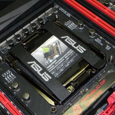 ASCII.jp：ASUS製X99搭載マザーの最高峰「RAMPAGE V EXTREME」