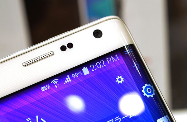 ASCII.jp：23日発売のGALAXY Note Edgeの写真と価格、スペックを