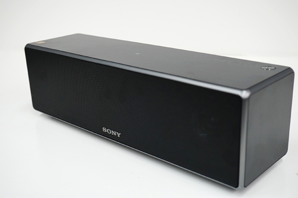 ASCII.jp：Wi-Fi接続できるハイレゾスピーカー「SRS-ZR7」：Xperia周辺機器