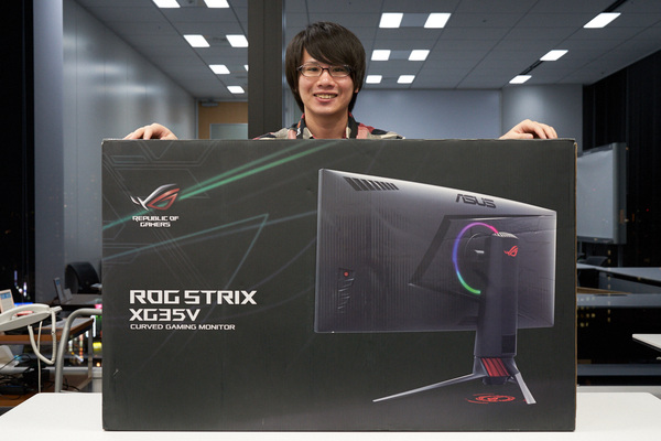 ASCII.jp：でかーい！ ひかーる！ 35型曲面ゲーミングディスプレー