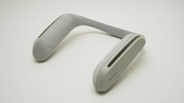 ASCII.jp：ソニーとボーズ、大人気で品薄のネックスピーカーを聞き比べ