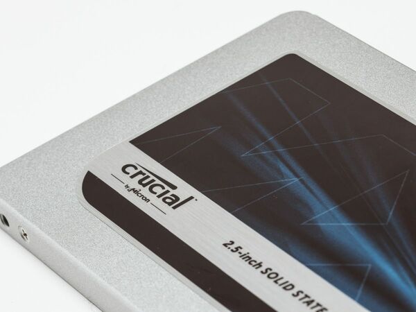 ASCII.jp：1TB/2TB SSD時代の定番、Micron「Crucial MX500」オススメの