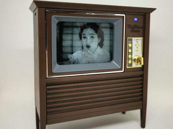 ASCII.jp：昭和世代には懐かしい「昭和スマアトテレビジョン」を衝動