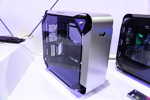 ASCII.jp：あまりに自由すぎるPCケース「蛹」「ALICE」を展示するIn