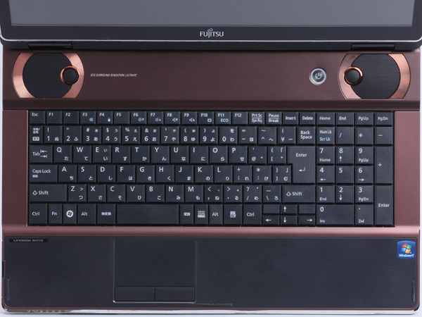 ASCII.jp：Sandy Bridge搭載機が大漁！ 富士通春のノートPC (1/2)