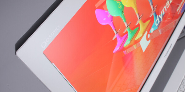 ASCII.jp：テレパソとしてさらに充実した新dynabook Qosmio D711 (1/3)