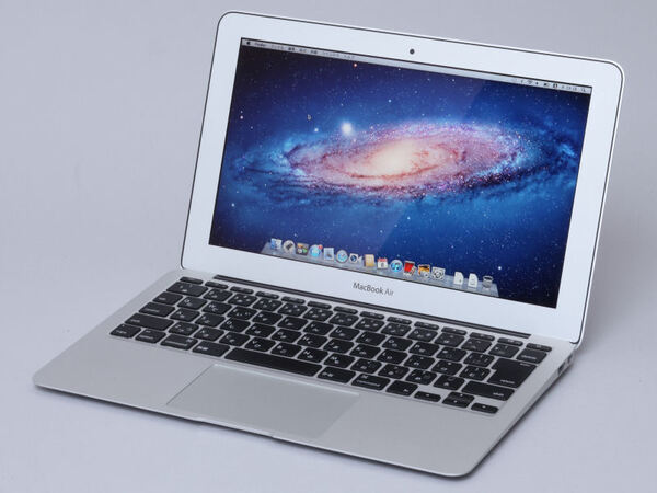 ASCII.jp：Sandy世代でどう変わった？ 新MacBook Airをチェック (1/3)