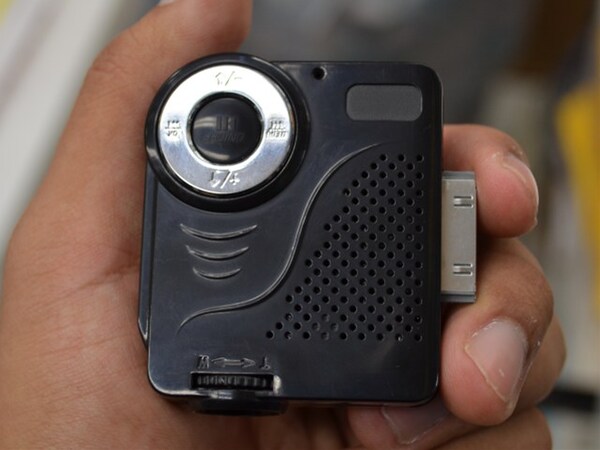 ASCII.jp：どこでも使えるiPhone/iPad用超小型プロジェクターが登場