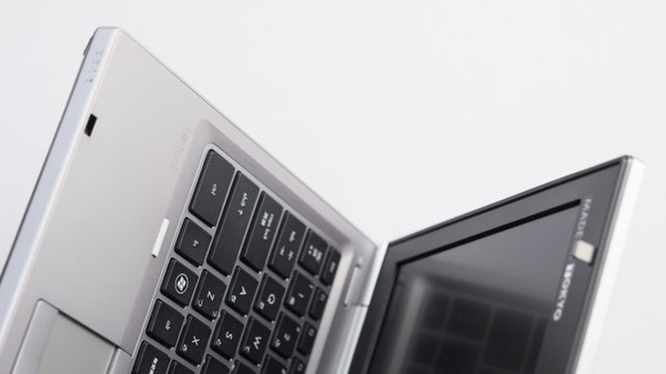 ASCII.jp：堅牢性に自信あり！ 「HP EliteBook 2560p」 (1/4)