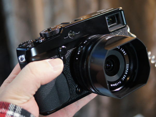 ASCII.jp：画質はフルサイズ並み!? 富士フイルムのミラーレス一眼「X