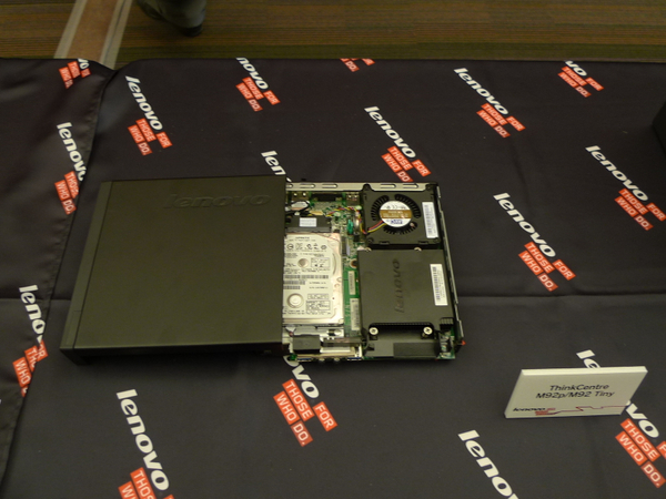 ASCII.jp：レノボ史上最小のデスクトップ、ThinkCentre “Tiny”が公開 (1/2)