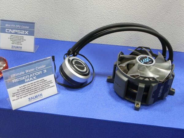 ASCII.jp：あの伝説のZALMAN製水冷「RESERATOR」がCOMUTEXで復活！