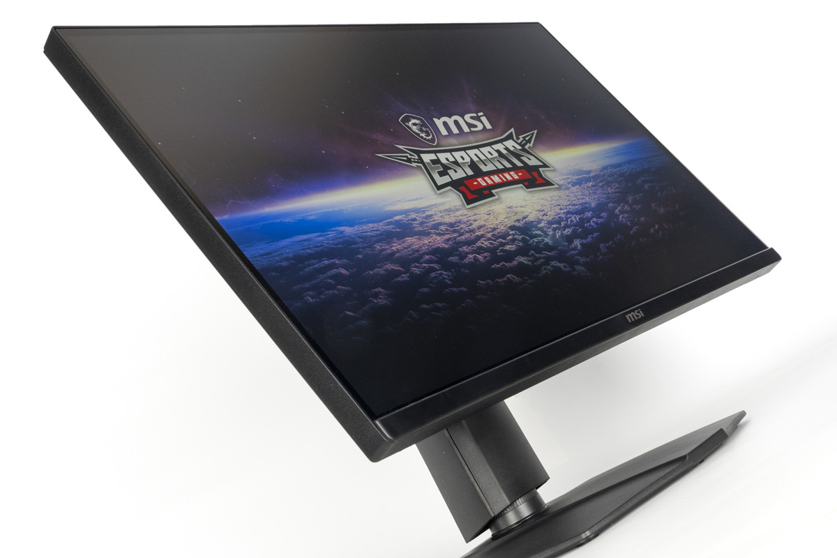 ASCII.jp：180Hzで3万円切りの即買いモデル、スピーカー内蔵の