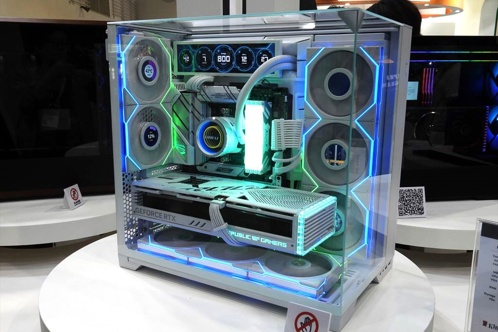 ASCII.jp：Lian Liが人気PCケース「O11」を裏配線仕様にした新作を