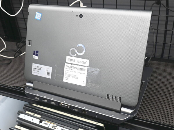 ASCII.jp：ドック付きの富士通製Windows 10タブレットが4000円！ 激安